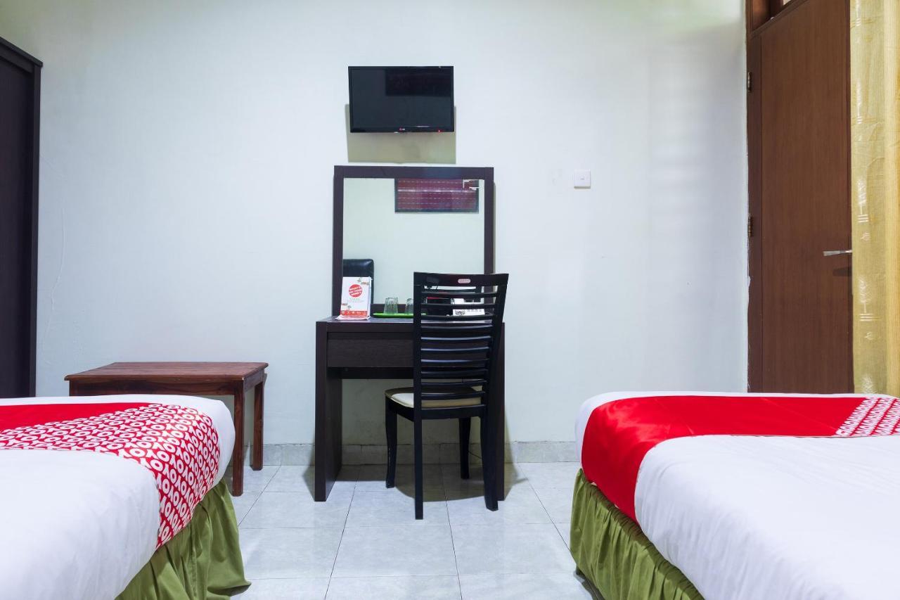 Super Oyo 1682 Greenia Hotel Kupang  Esterno foto