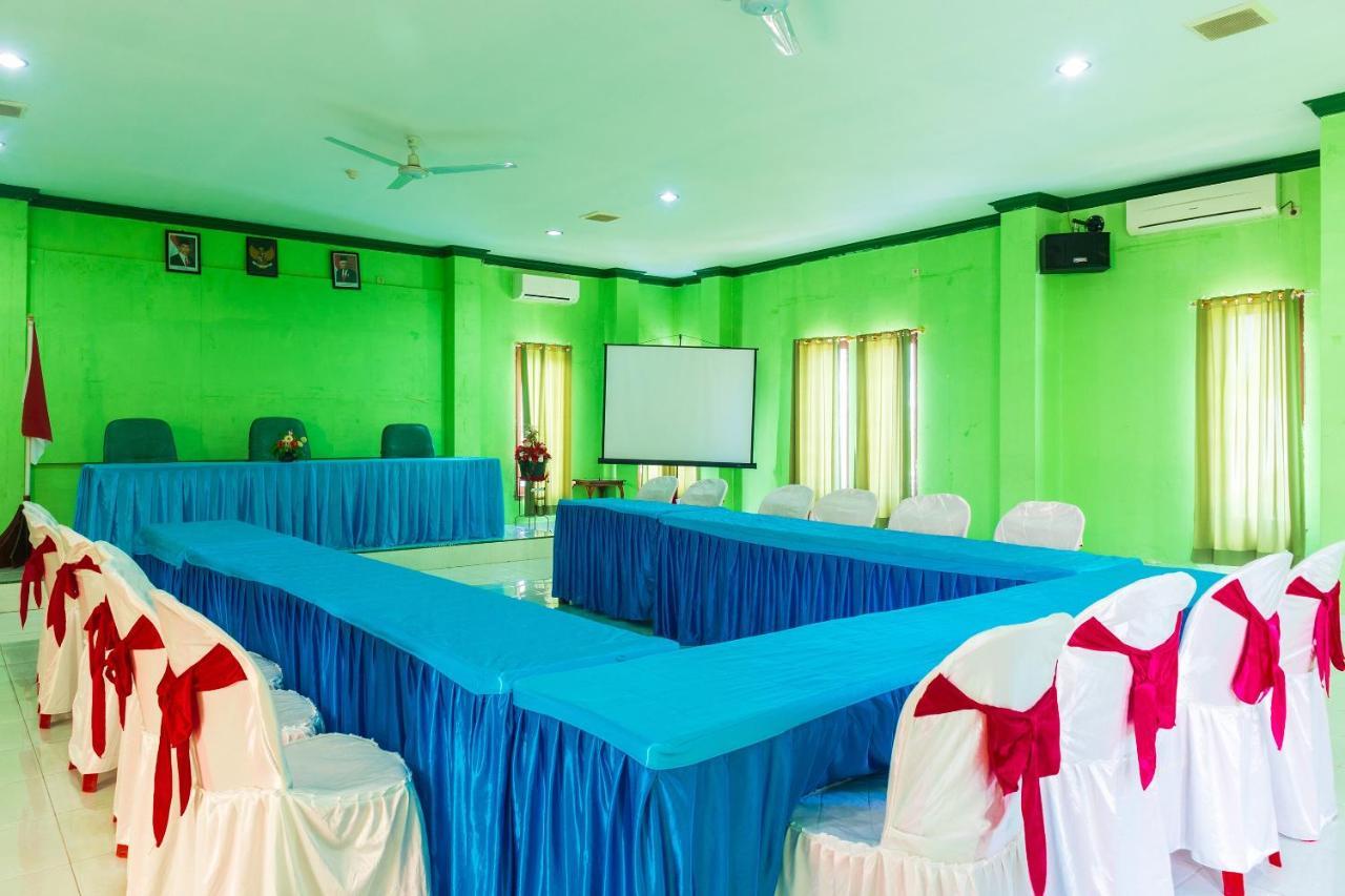 Super Oyo 1682 Greenia Hotel Kupang  Esterno foto