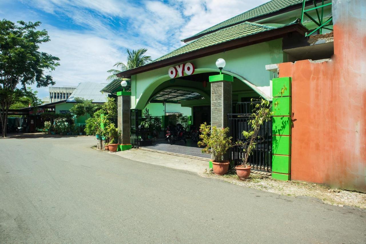 Super Oyo 1682 Greenia Hotel Kupang  Esterno foto